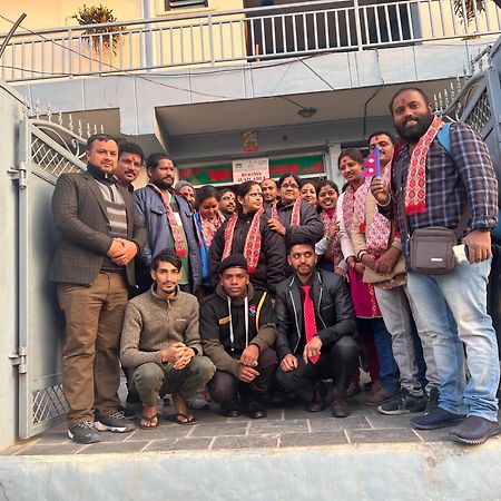 Hotel Middle Point Pvt Ltd Pokhara Luaran gambar