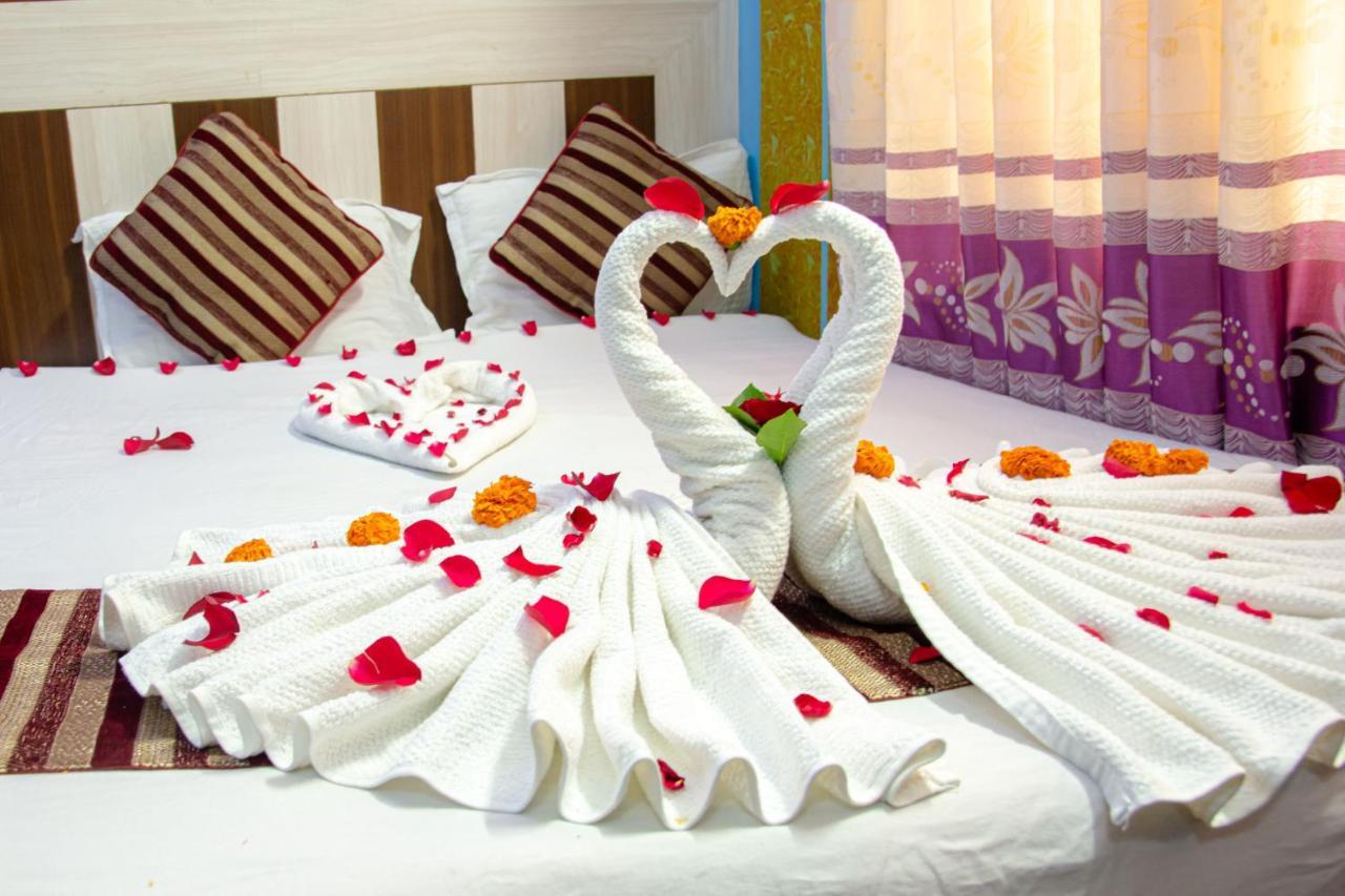 Hotel Middle Point Pvt Ltd Pokhara Luaran gambar