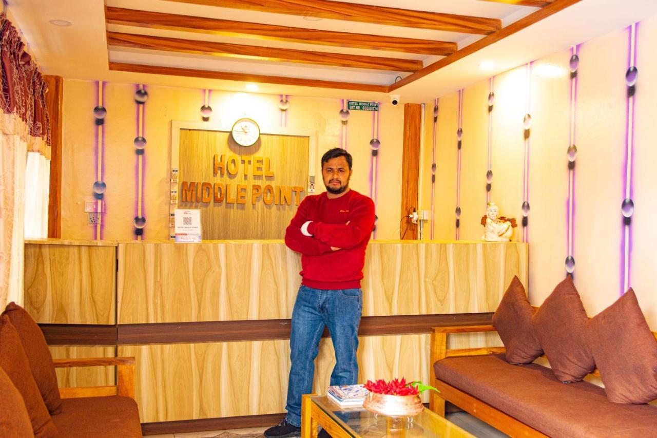 Hotel Middle Point Pvt Ltd Pokhara Luaran gambar