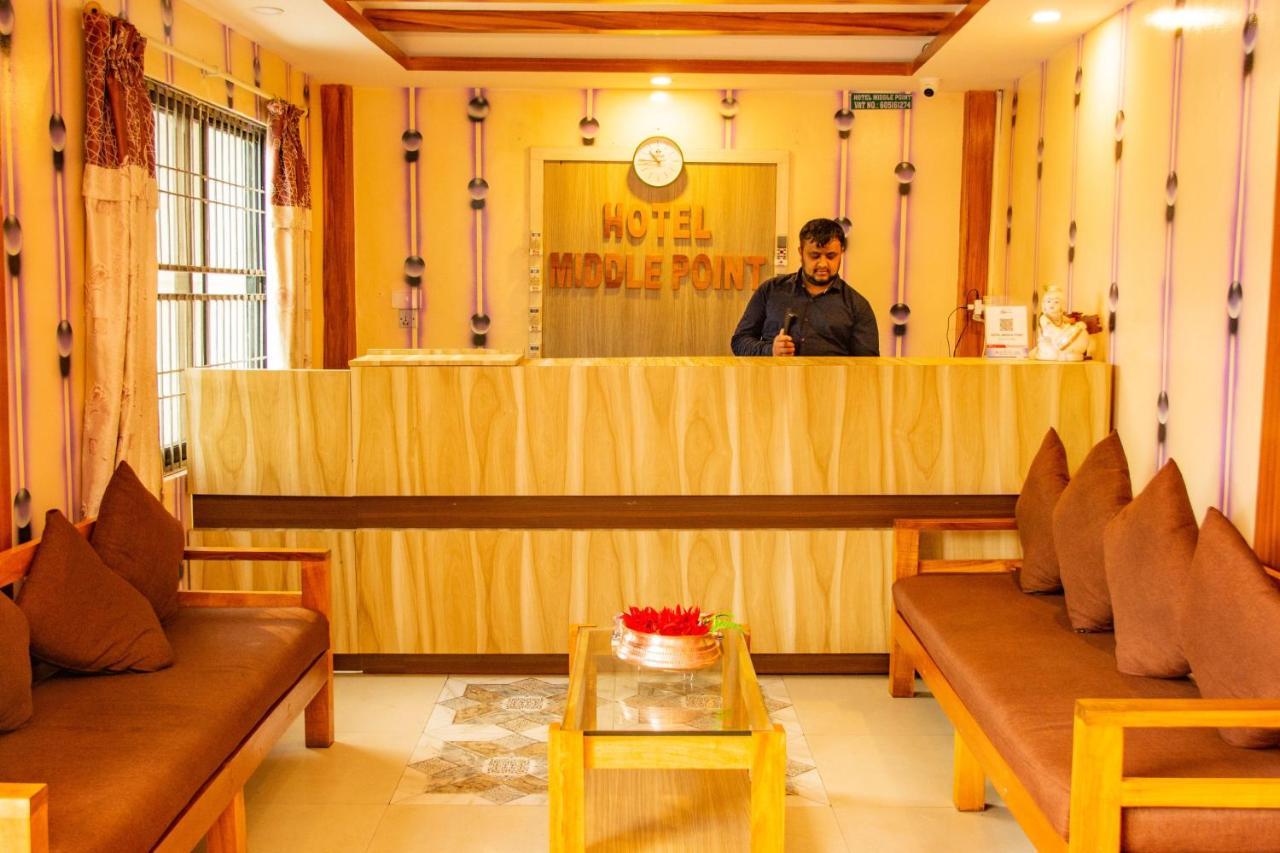 Hotel Middle Point Pvt Ltd Pokhara Luaran gambar